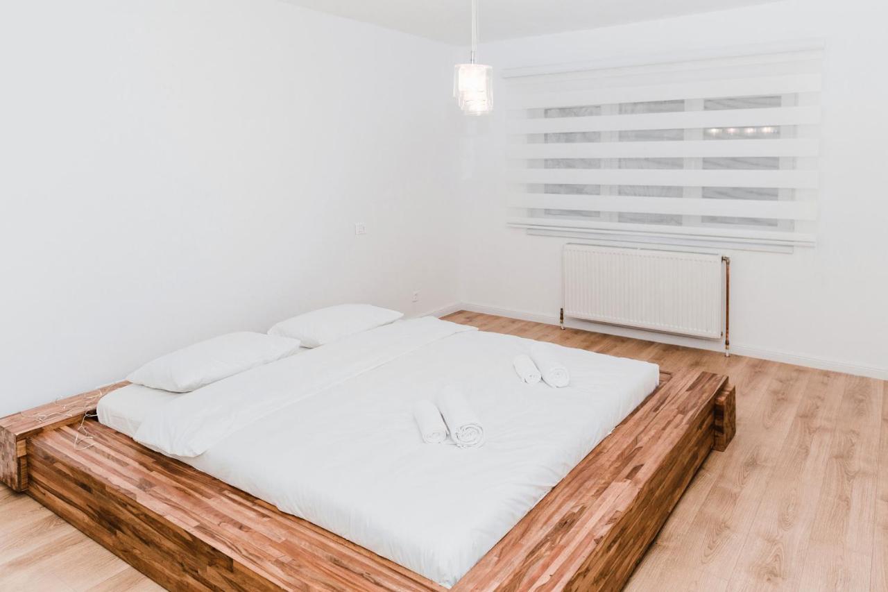 N&B Apartments Cluj-Napoca Ngoại thất bức ảnh