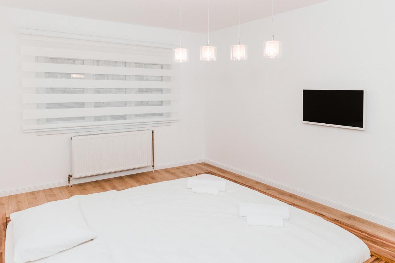 N&B Apartments Cluj-Napoca Ngoại thất bức ảnh